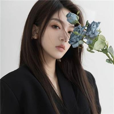 历尽沧桑一美人